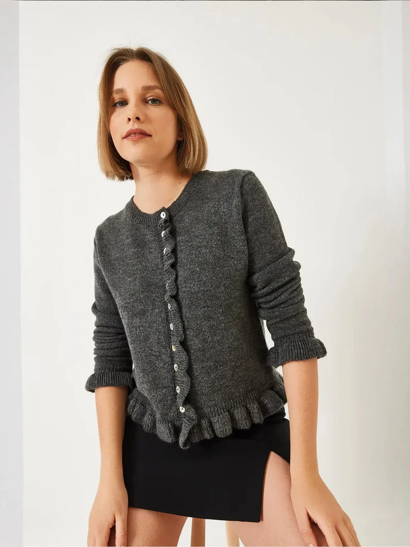 Bianco Lucci LUCCI Frilly Buttoned Cardigan with Crew Neck