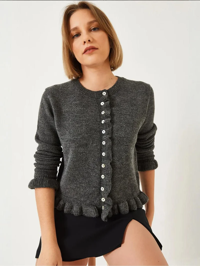 LUCCI Frilly Buttoned Cardigan with Crew Neck