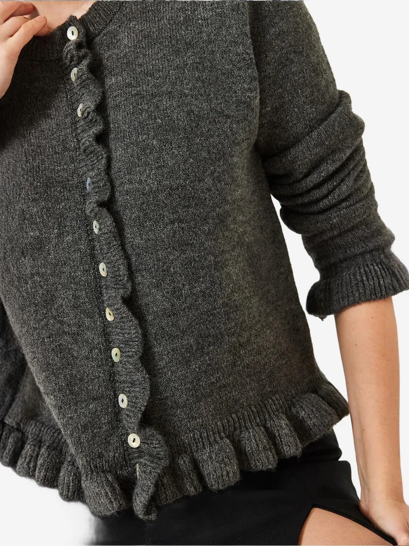 Bianco Lucci LUCCI Frilly Buttoned Cardigan with Crew Neck