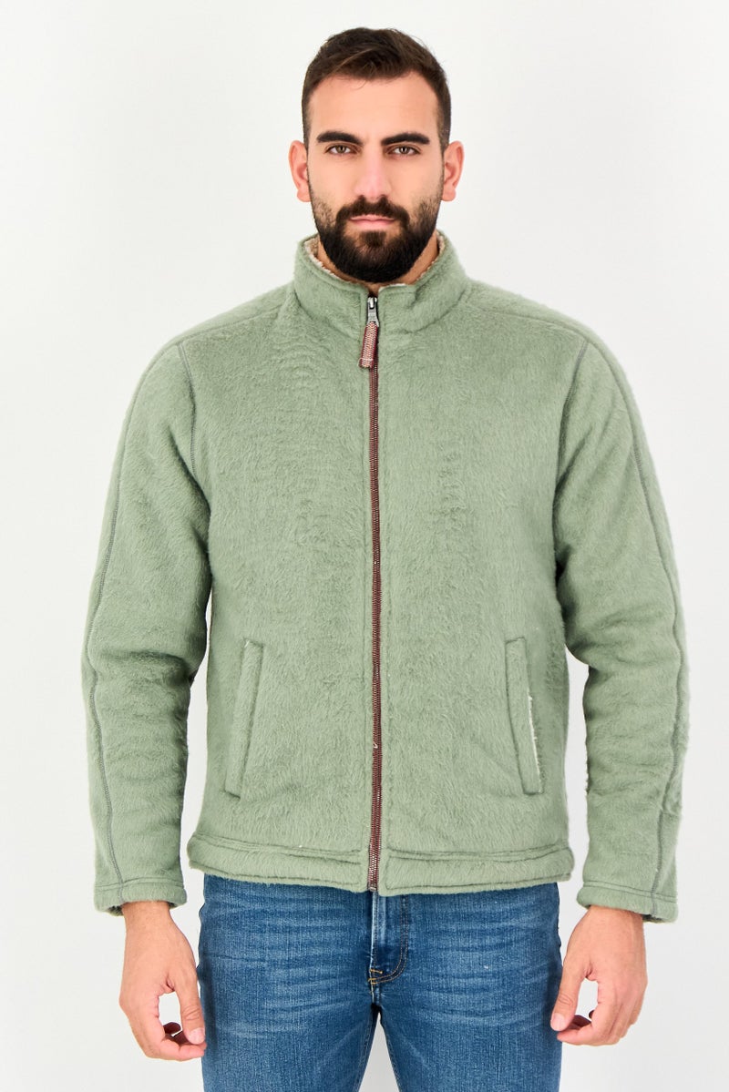 TRUE GRIT جاكيت رجالي من الفرو الصناعي بغطاء ناعم، أخضر مريمي - Image 1