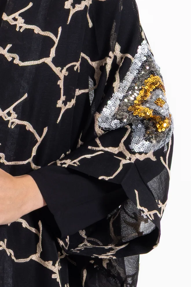 SHAPES EMBROIDERED DETAILED ABAYA WITH DRESS