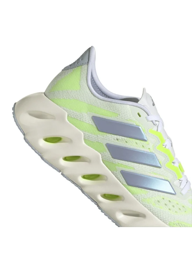 adidas SHIFT FWD A W