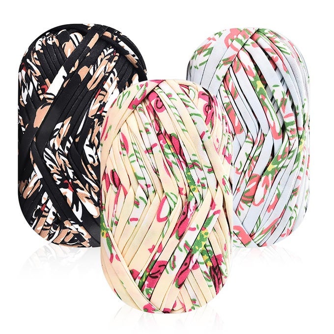 3 PACK KNITTING YARN COLORFUL CLOTH TSHIRT YARN FABRIC CROCHET CLOTH FOR DIY KNITTED ART BASKET BAG 300G