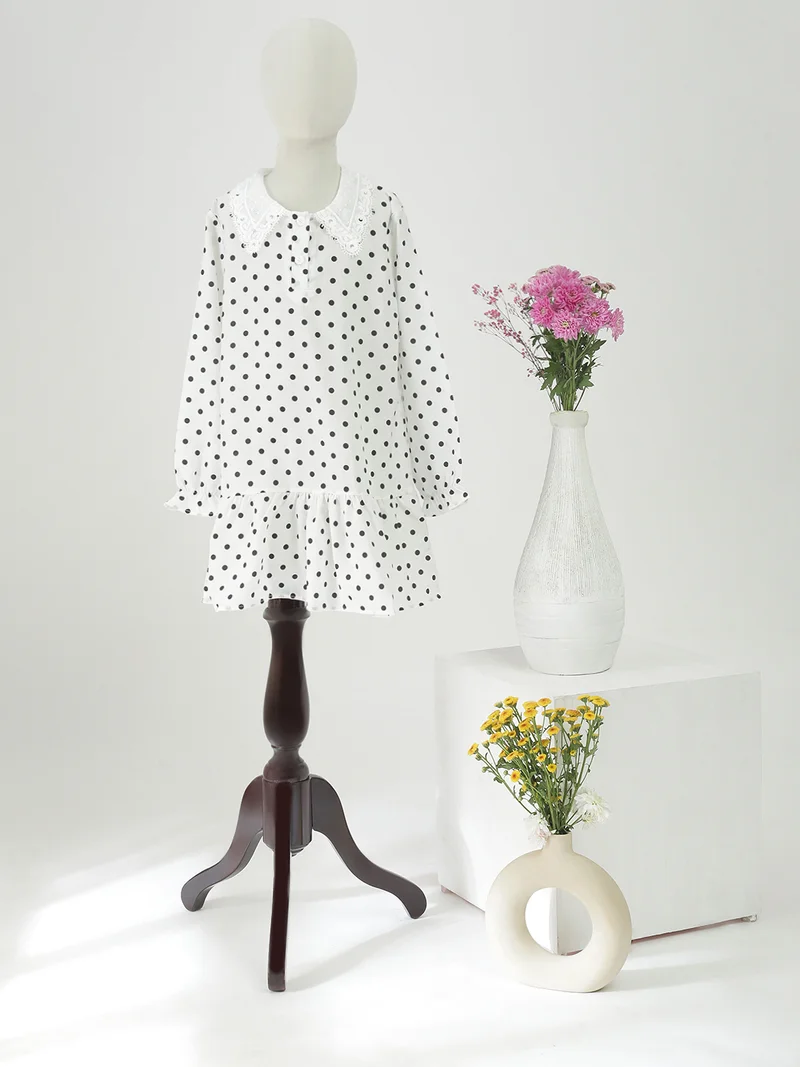 جلو باص Globus Girls White Polk Dots Collared Neck Lace Detail Bishop Sleeves Tiered A-Line Mini Party Dress