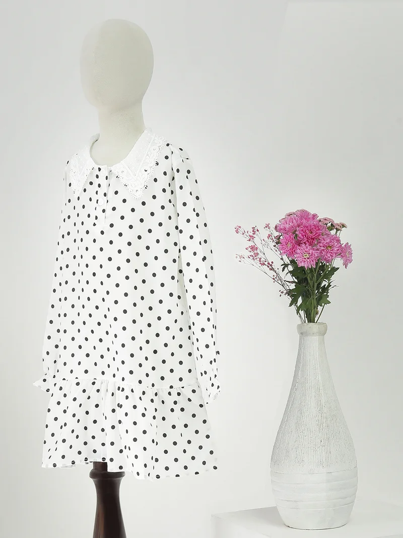 جلو باص Globus Girls White Polk Dots Collared Neck Lace Detail Bishop Sleeves Tiered A-Line Mini Party Dress