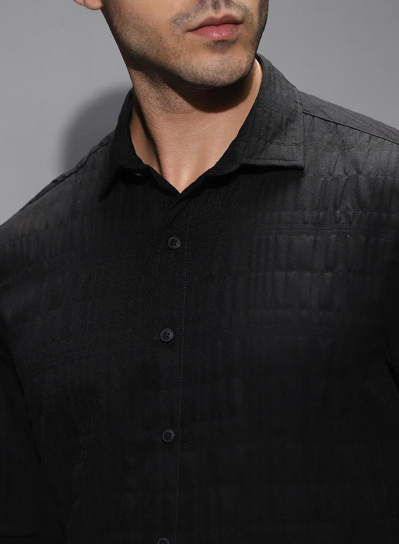 كامبوس سوترا Campus Sutra Men's Navy Blue Tactile Regular Shirt For Casual Wear | Spread Collar | Long Cuffed Sleeves | Button Closure | Shirt Shirt Crafted With Comfort Fit For Everyday Wear