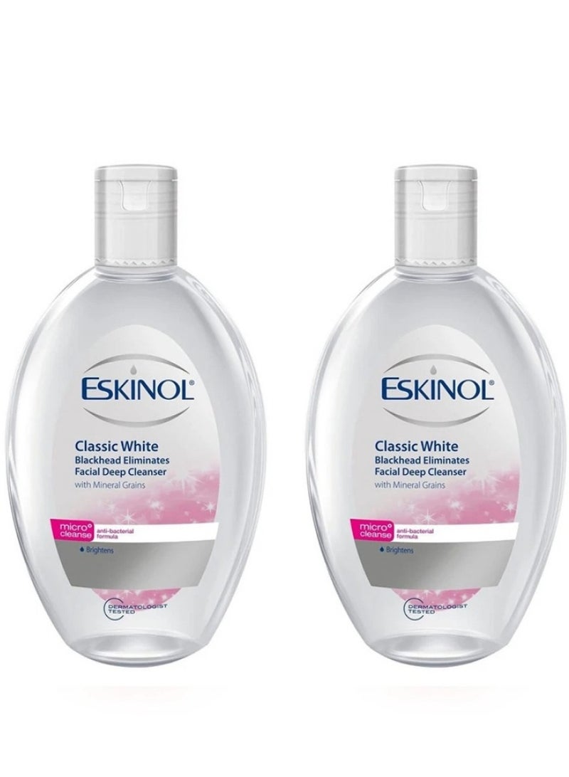 Eskinol Two Pieces of Classic White Blackhead Eliminates Facial Deep Cleanser 225 ml - Image 1