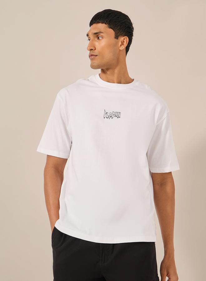 ستايلي تيشيرت بطباعة جرافيك بياقة دائرية واسعة - Image 4