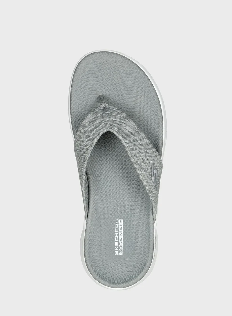 SKECHERS Go Walk Flex Sandal