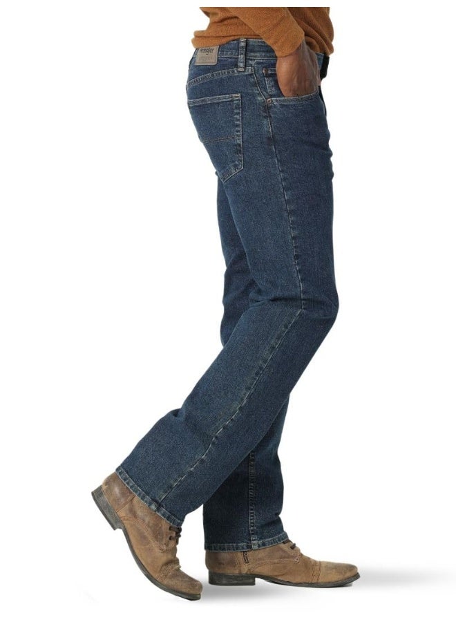 Wrangler Authentics جينز ورانجلر للرجال بقصة عادية مع حزام مرن مريح، غسلة داكنة 35W x 30L - Image 2