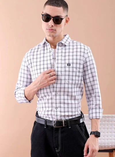 The Indian Garage Co Men Slim Fit Checkered Full Sleeves Spread Collar Casual Shirt