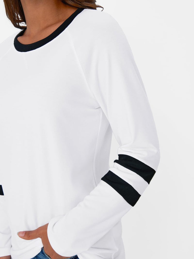 AUTOMET Womenâ€˜s Color Block Long Sleeve Shirts Crewneck, Plus Size Winter & Spring Top, Casual Fall Tee Daily Outfits White 2XL - Image 4
