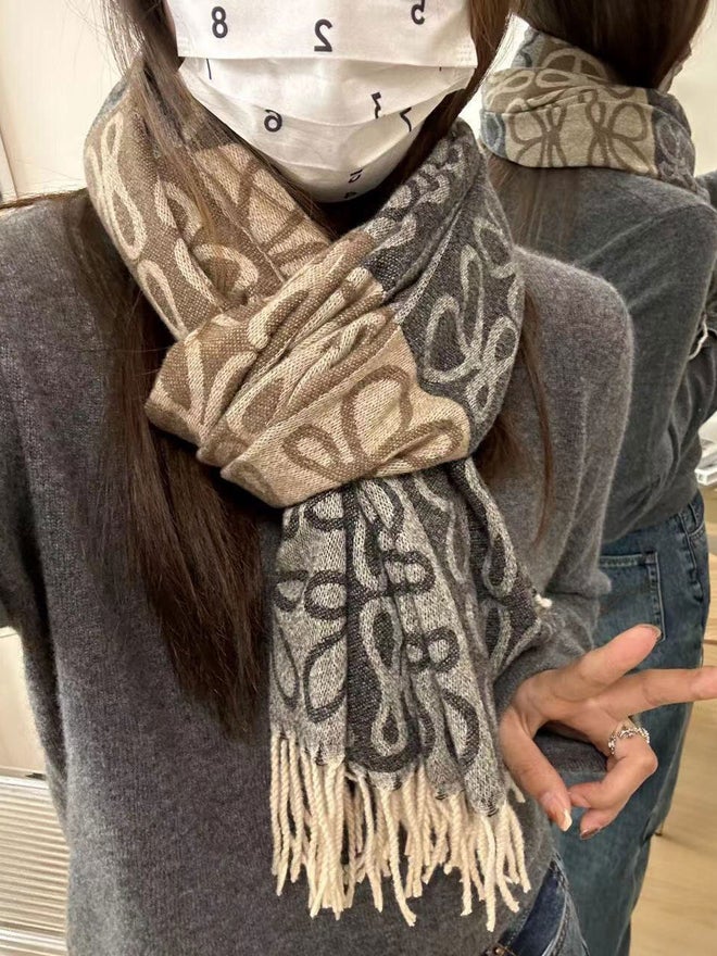 Styli Styli Printed Tassel Edged Scarf  - Image 5