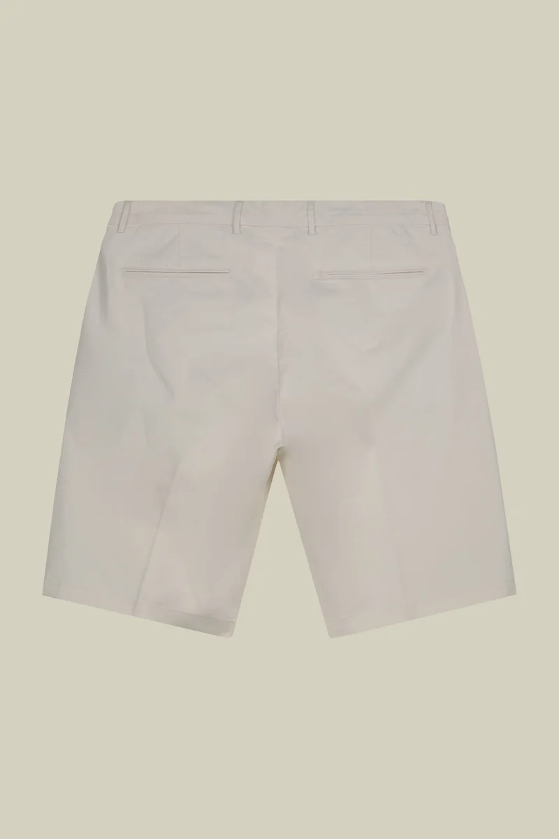 Doppelganger Beige Classic men's Bermuda shorts with a twill construction - Cream for Men | Best Price UAE