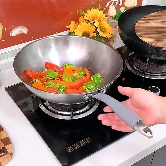 Newvent Newvent® Pot Handle Heat Silicone Cover, Pan Handle Grip Silicone Cover, Heat Insulation Cover for Pans, Cookware Non-Slip Handle Cover (Grey)(Pack of 1)  - Image 2