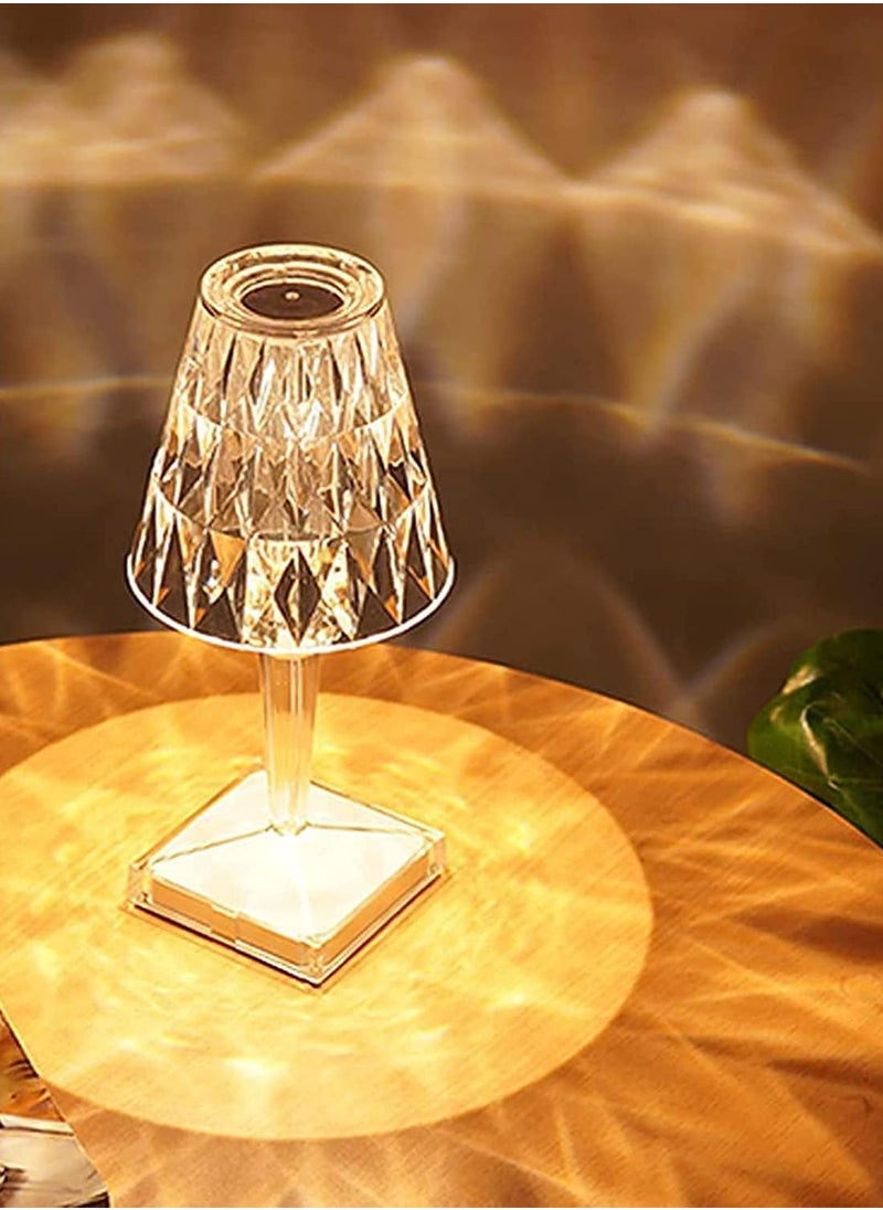 co arma Two small decorative table lamps with classic  design  - Image 4