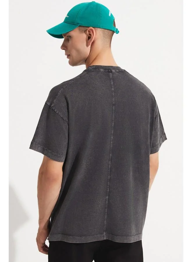 جون June Men Oversize Pattern Crew Neck Tshirt Black