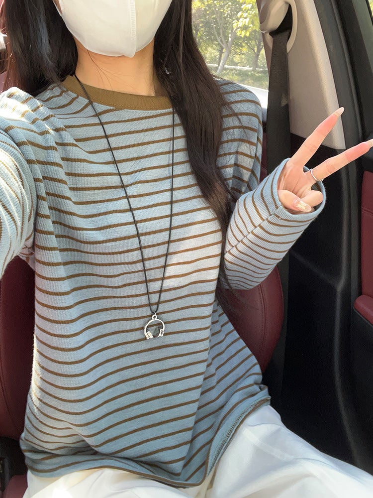 K2398 مختارة بعناية متباينة اللون Stripesd طويلة الأكمام تي شيرت للنساء في الخريف ، الكسل فضفاضة تخفيف الوزن تبدو قميص أسفل الرقبة المكوكة المستديرة - Image 2