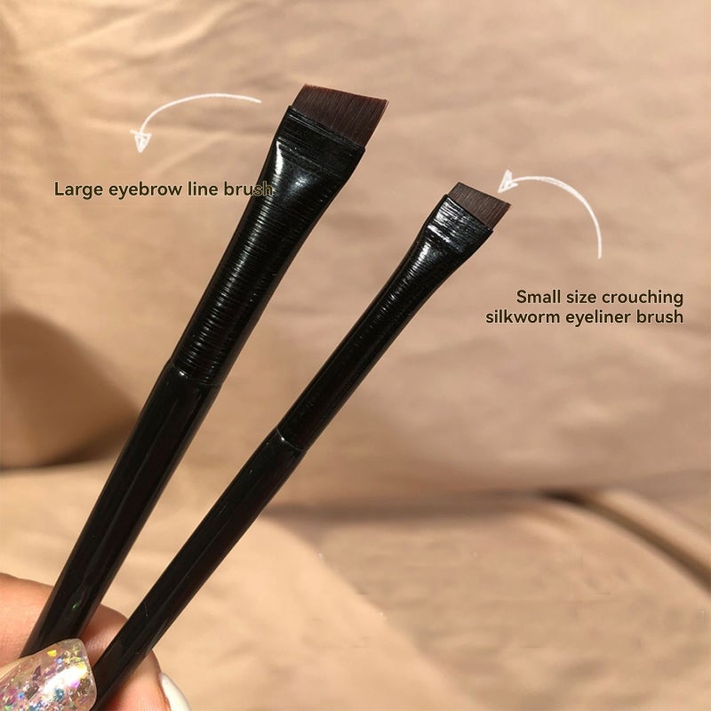 Eyeliner brush flat head oblique angle eyebrow brush eye lie silkworm eyebrow powder cover
Flawless makeup brush - Image 4