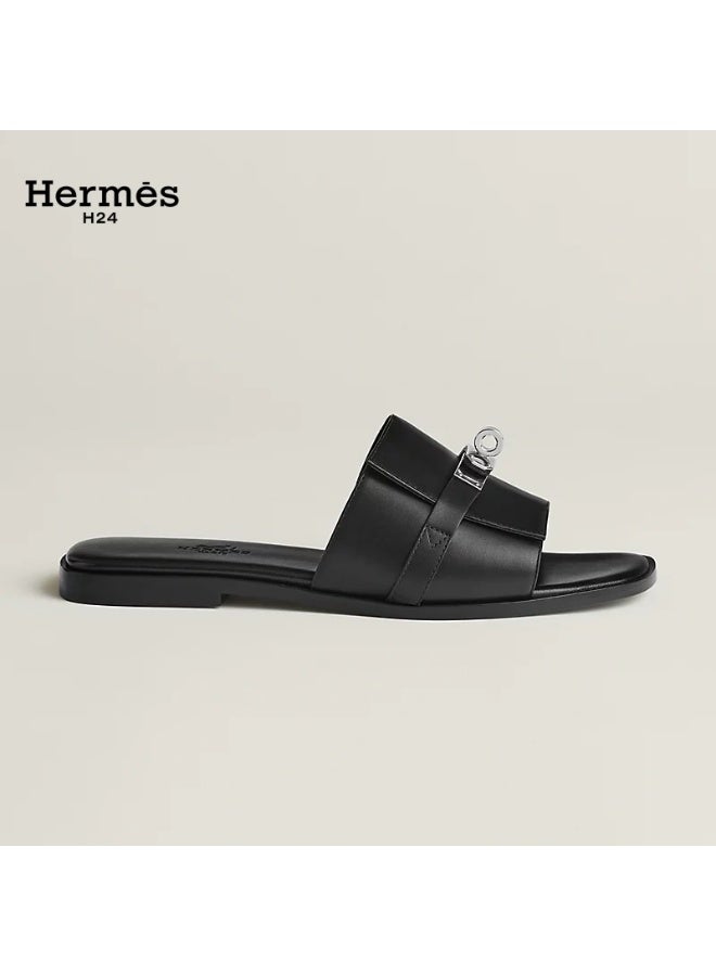 Hermes H24 صندل هيرميس H24 جوليا ذو الكعب المسطح والمقدمة المستديرة للنساء – أسود - Image 2