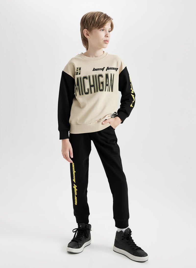 DeFacto Printed Sweatshirt With Elastic Waist Jogger Pants 2-Piece Set - Image 4