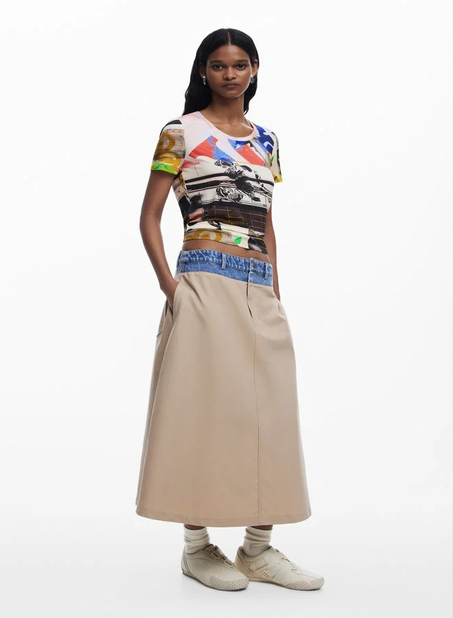 ديسيجوال ملصقة بطبعة شيرت تي