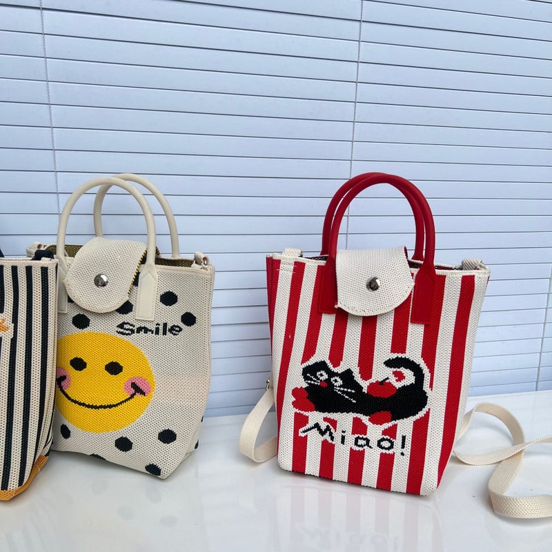 High-End Ins Internet Celebrity Knitted Handbag Mobile Phone Bag Personalized Fashion Clutch Bag Female Niche Versatile Dumpling Bag - Image 5