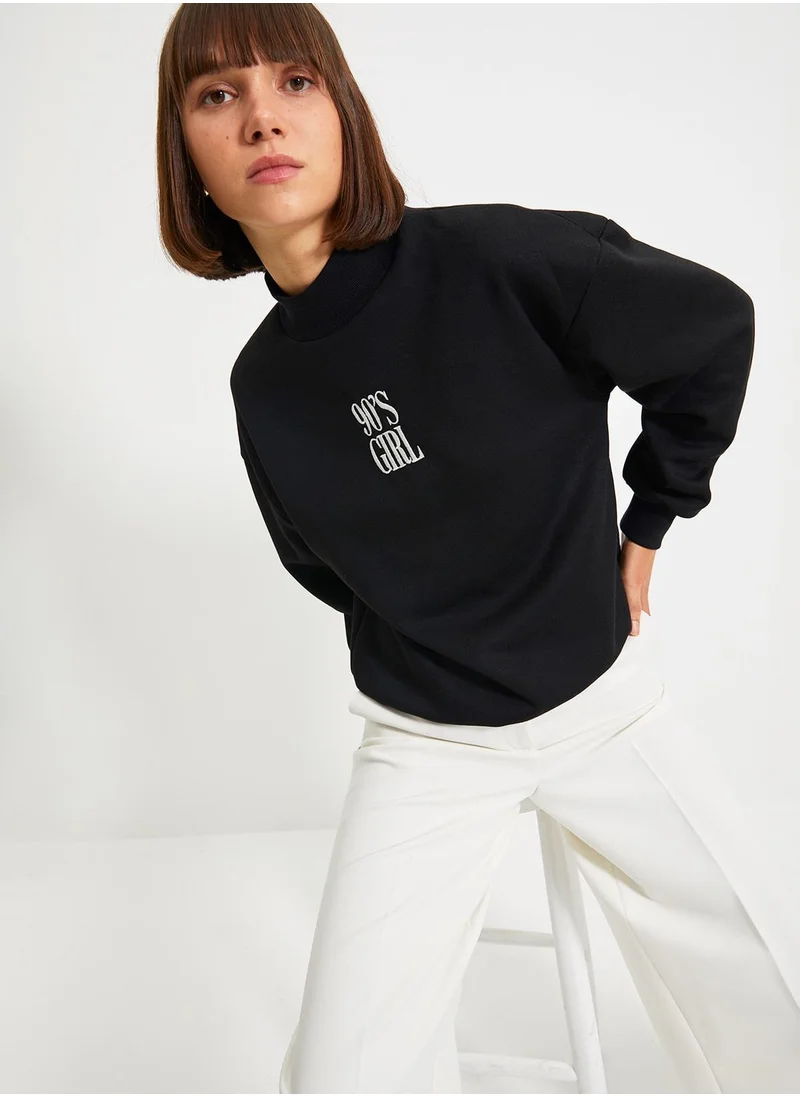 trendyol Embroidered High Neck Sweatshirt