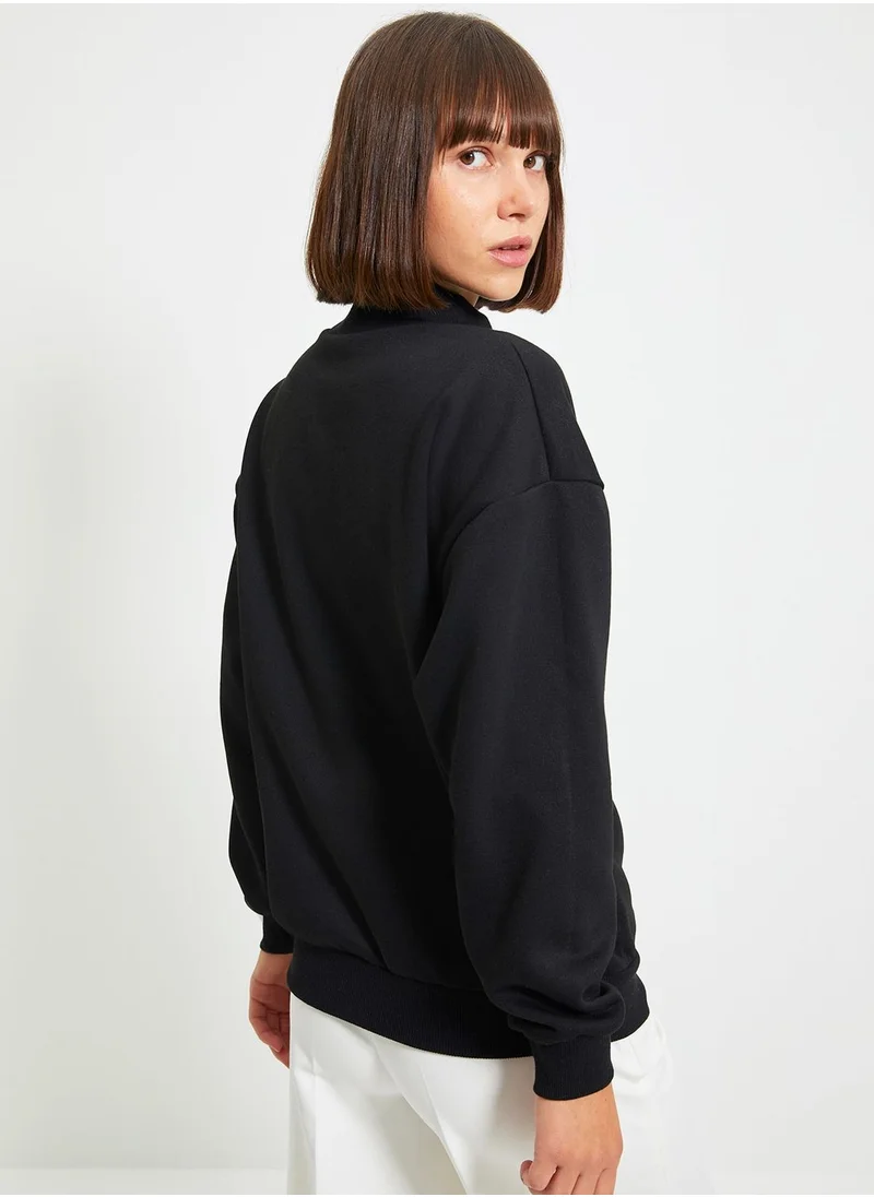 trendyol Embroidered High Neck Sweatshirt