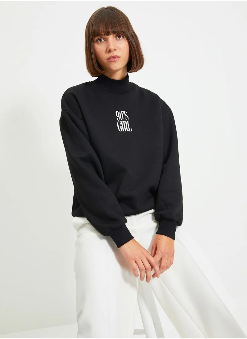 trendyol Embroidered High Neck Sweatshirt