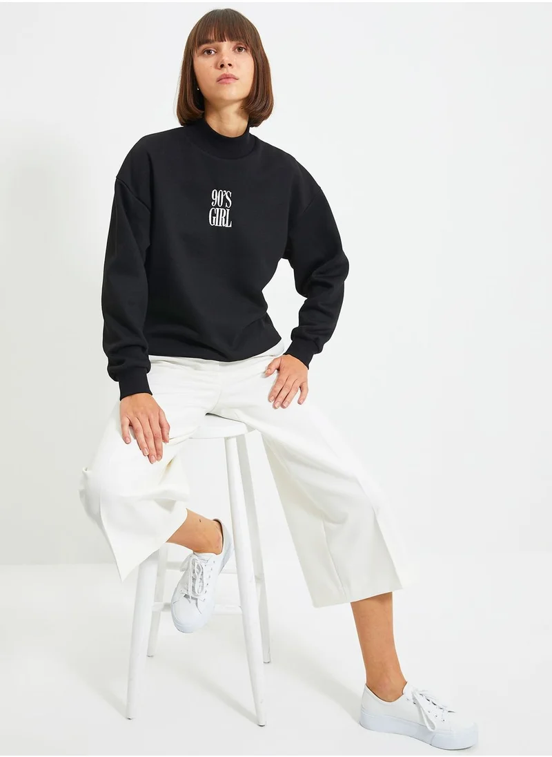 trendyol Embroidered High Neck Sweatshirt