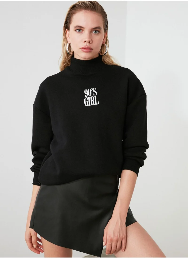 trendyol Embroidered High Neck Sweatshirt