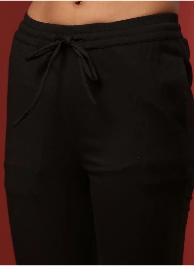 Abhishti Fitted narrow  stretch pants with slits- black