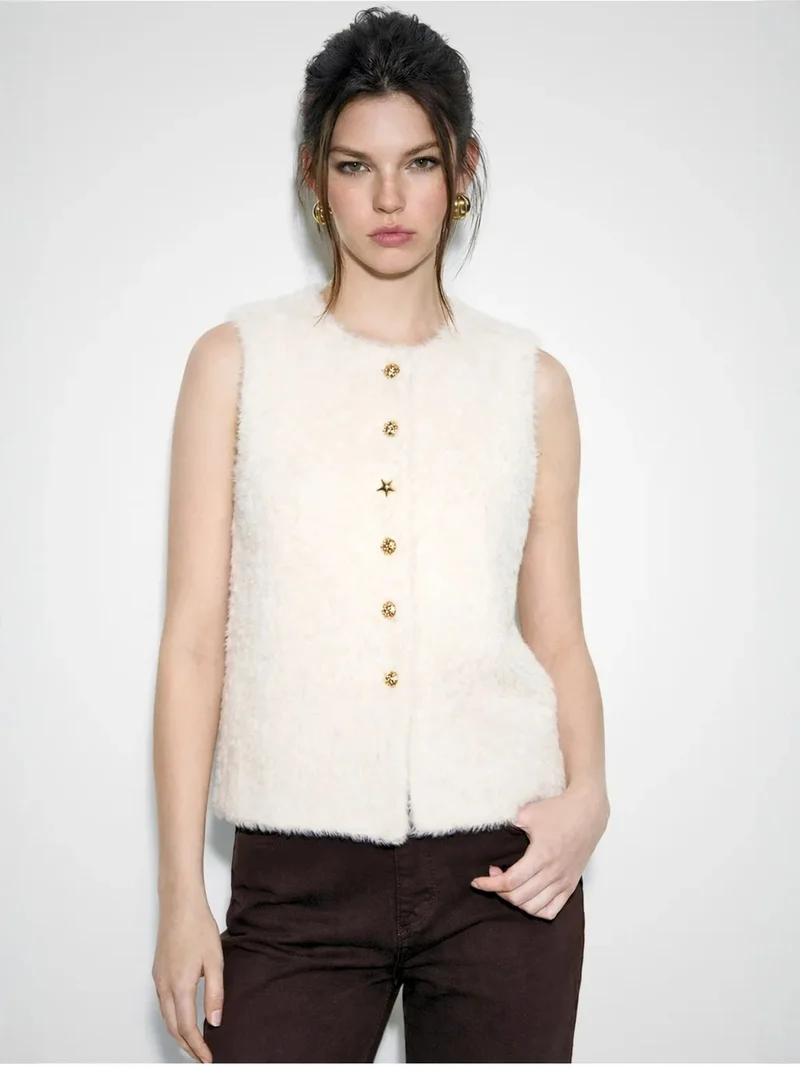 بيانكو لوتشي LUCCI Plush Waistcoat with Button Closure