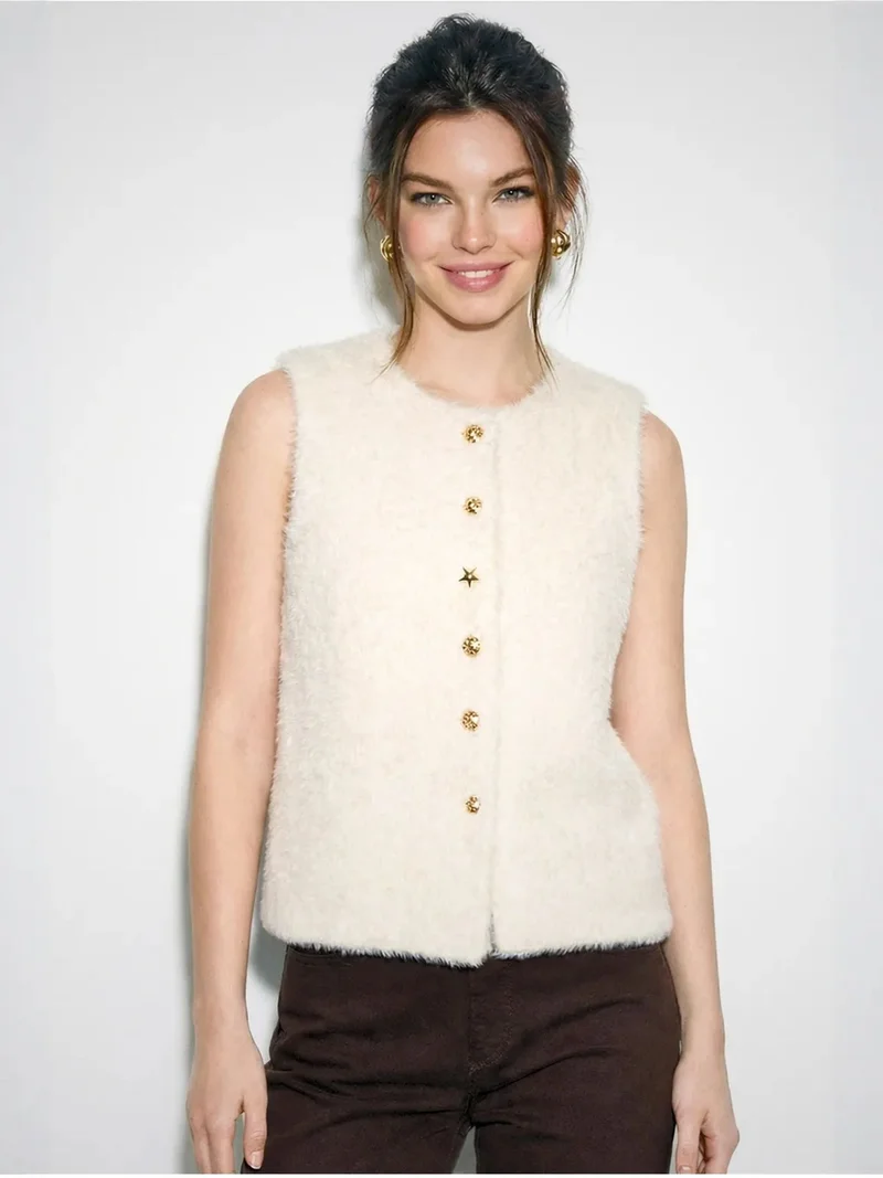 بيانكو لوتشي LUCCI Plush Waistcoat with Button Closure
