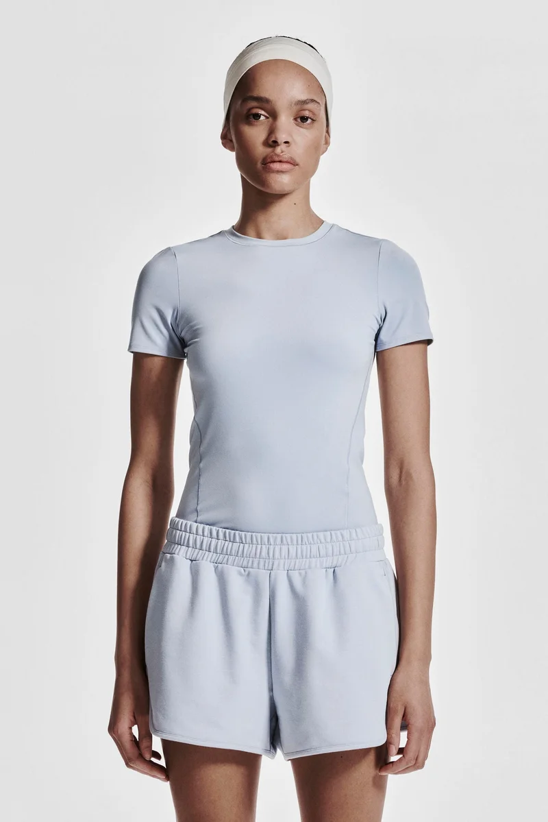 H&M Sports top in DryMove™