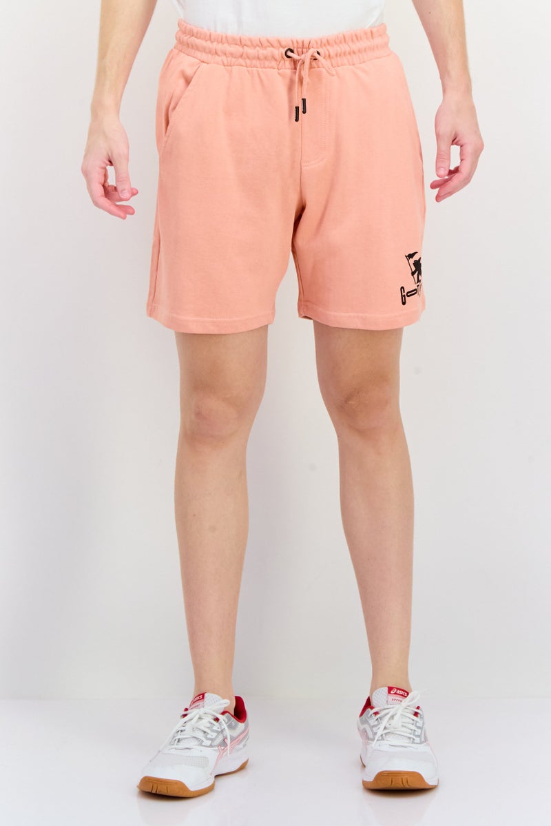 Gotcha شورتات أساسية للرجال بشعار العلامة التجارية، كورال - Image 1