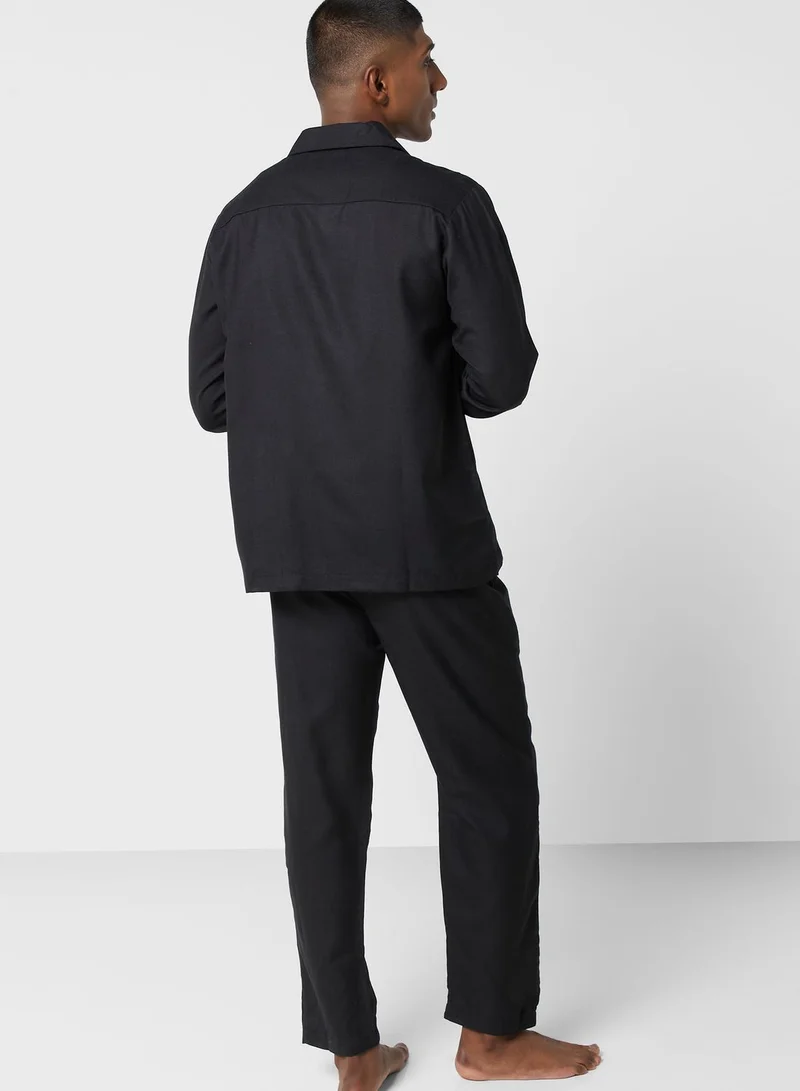 Robert Wood Linen Pyjama Set