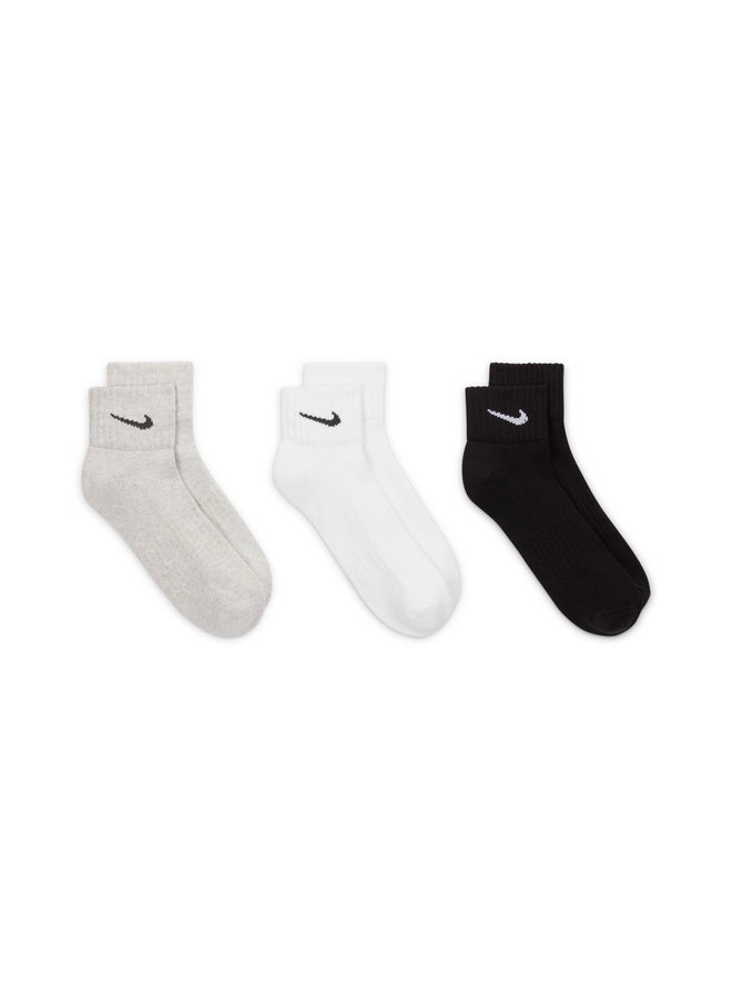Nike Unisex Nike Cushioned Quarter Socks — 3-Pack - Image 3