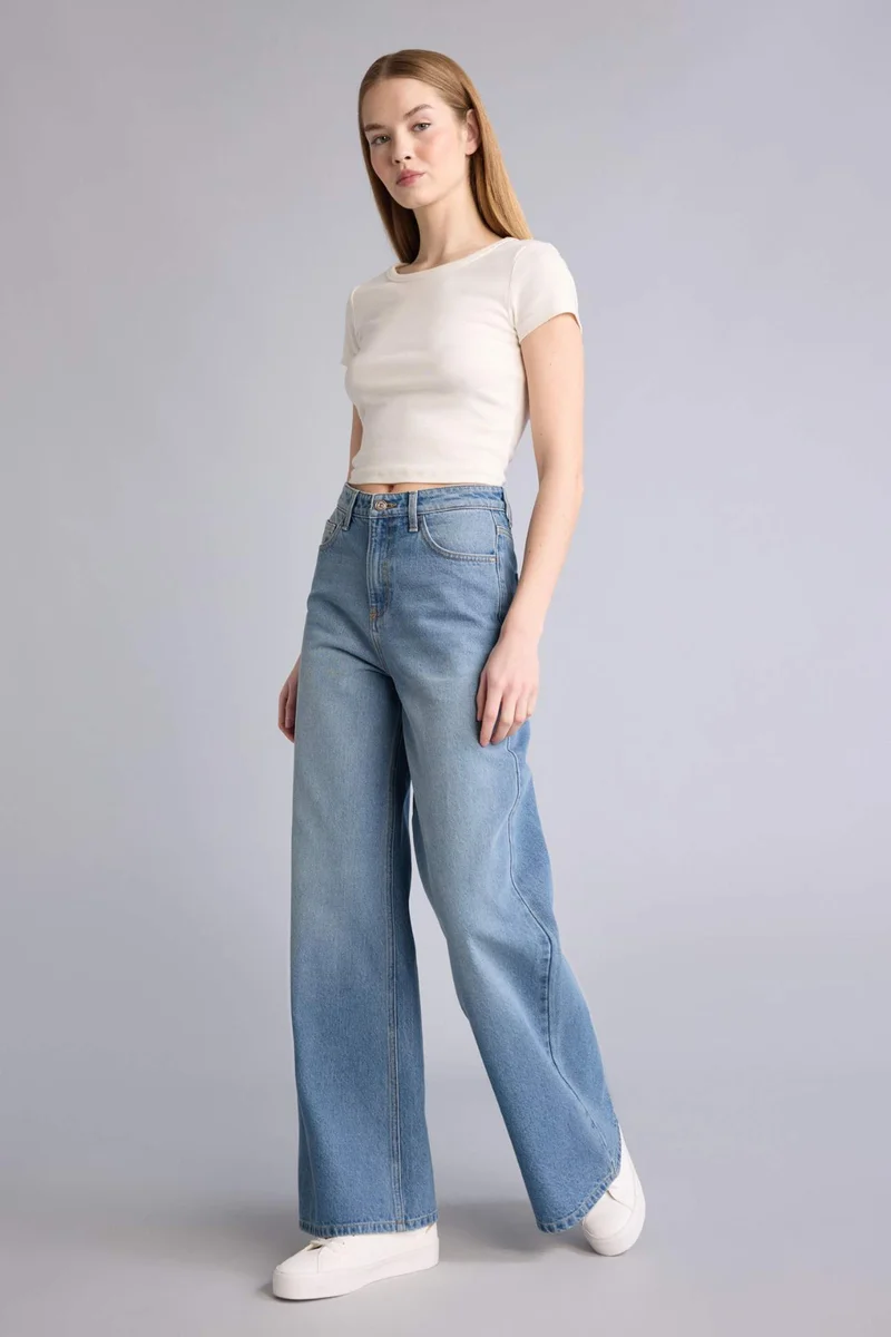 ديفاكتو Wide Leg High Waist Long Jeans