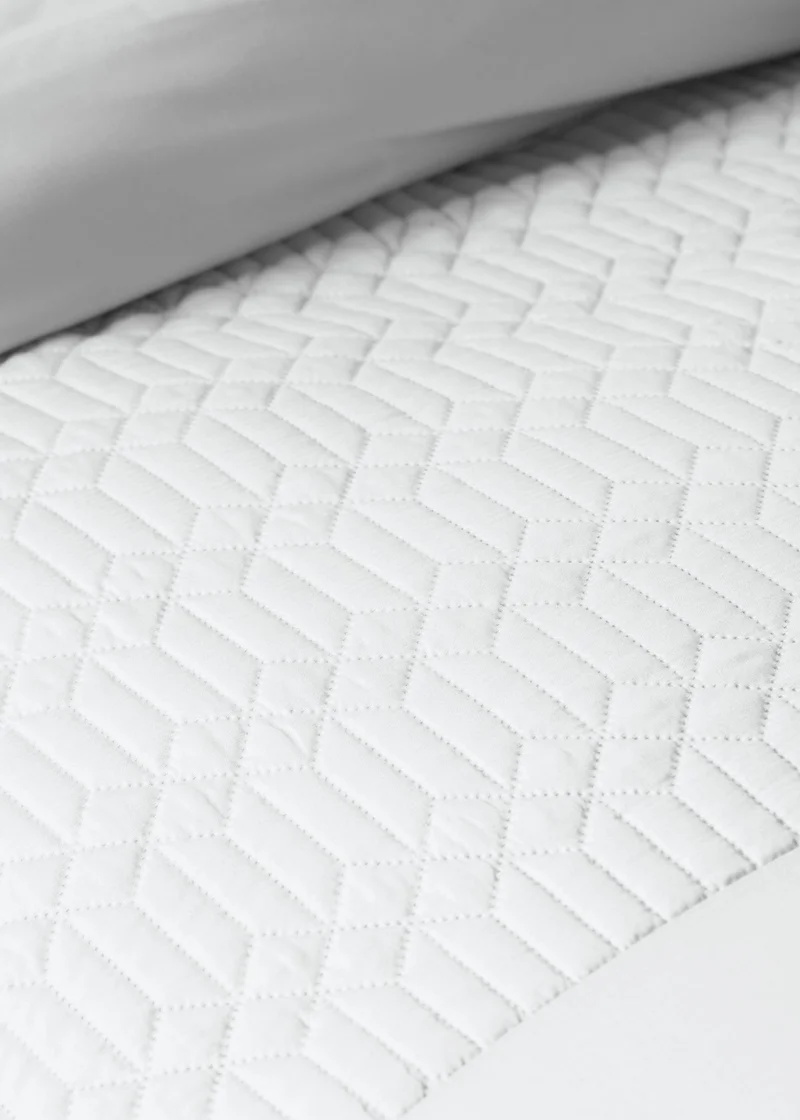ماتلان White Geo Pinsonic Duvet Set
