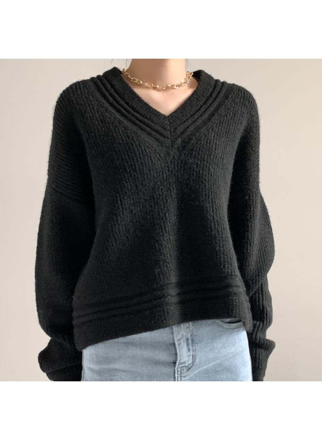 Autumn And Winter Women's Soft Waxy V-neck Base Knitted Shirt Loose Lazy Style Long Sleeve Pullover Black Sweater Coat Women 