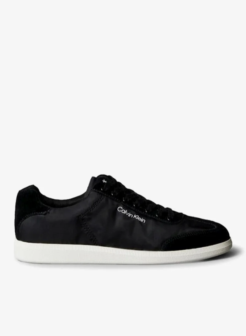 Caesar Low Top Sneakers