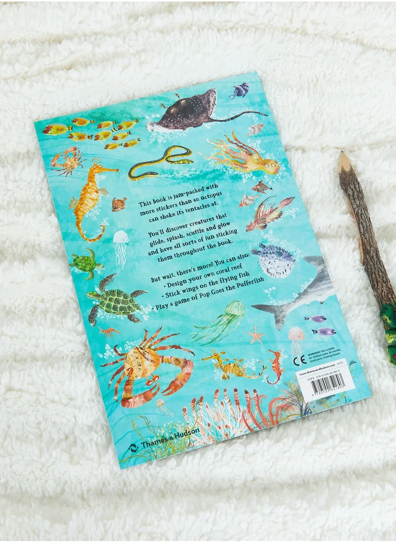 ثيمز كتاب The Big Sticker Book Of The Blue