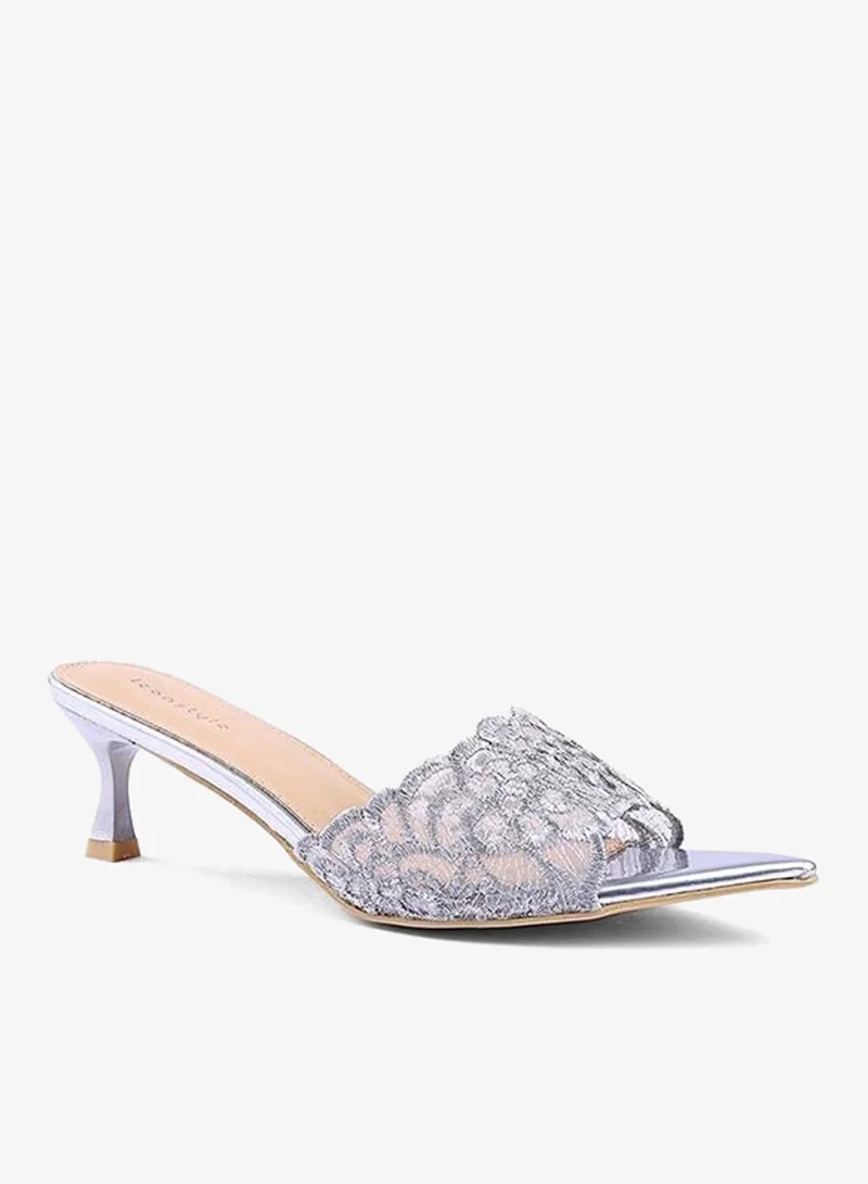 أيقون صندل نسائي بكعب مدبب بنقشة دانتيل