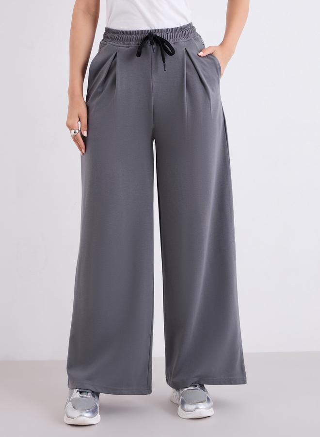 ستايلي بنطلون رياضي واسع الساق رمادي مع تفاصيل ثنيات - Image 3