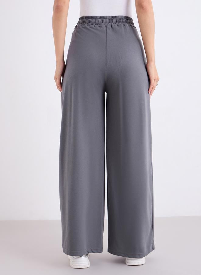 ستايلي بنطلون رياضي واسع الساق رمادي مع تفاصيل ثنيات - Image 5