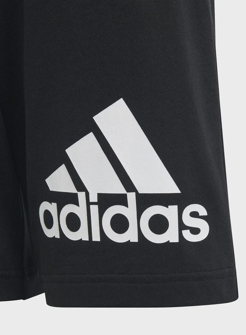 adidas شورت تدريب أسود قصير للأولاد - سنوات