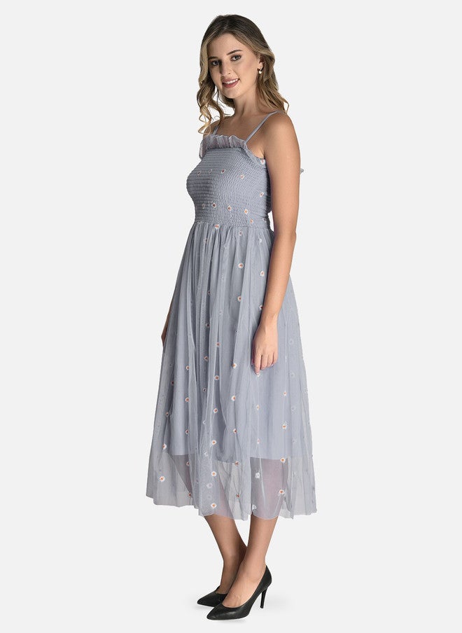 FIMS Embroidered Fit & Flare Net Midi Dress - Image 4