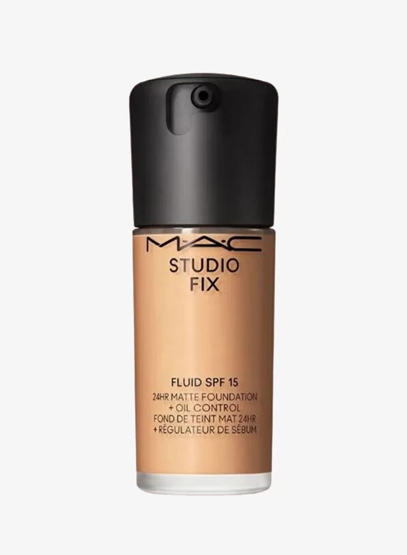 Studio Fix Fluid Foundation Spf 15 - Nc30